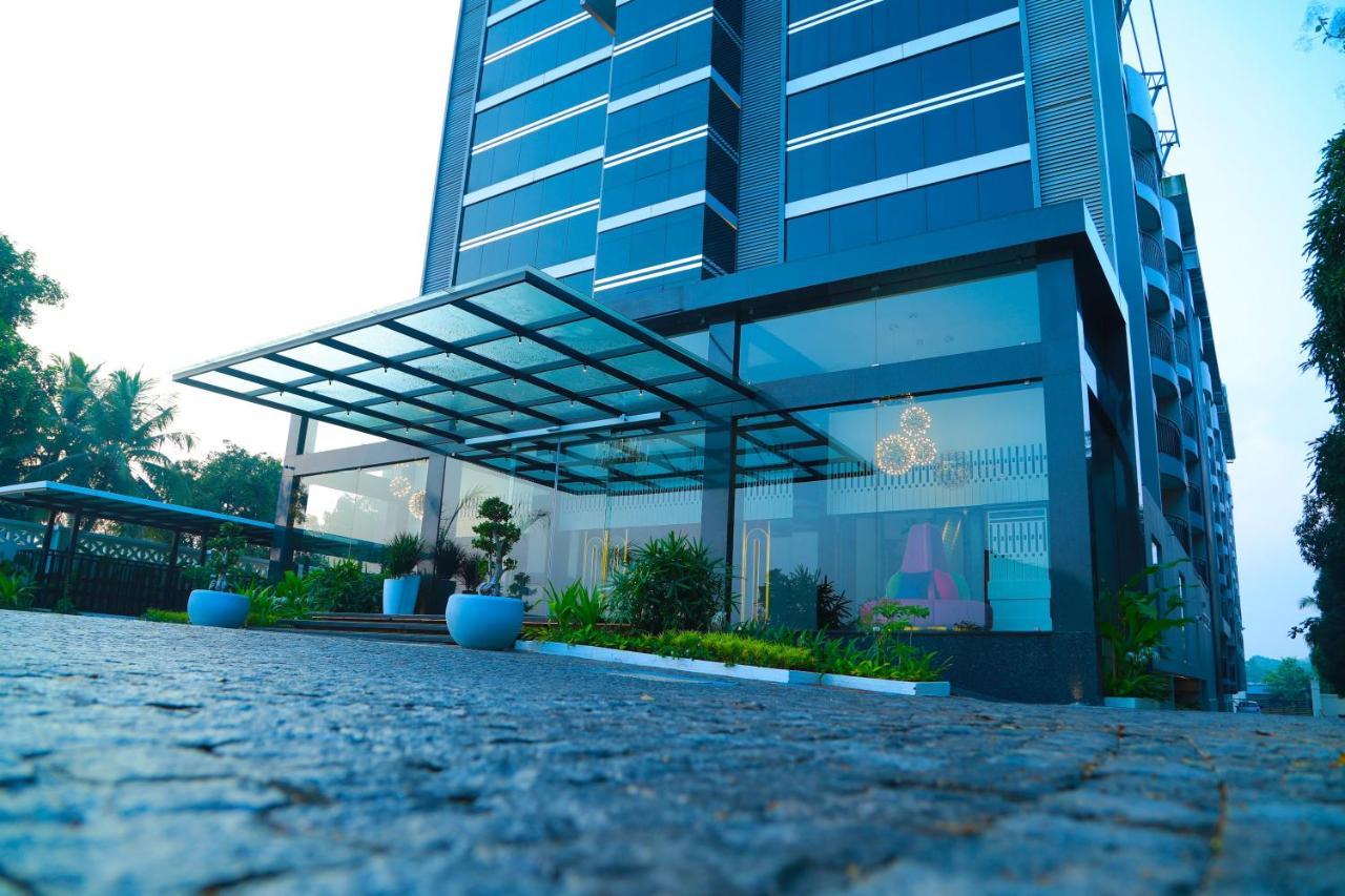 Noah Sky Suites Kochi エクステリア 写真