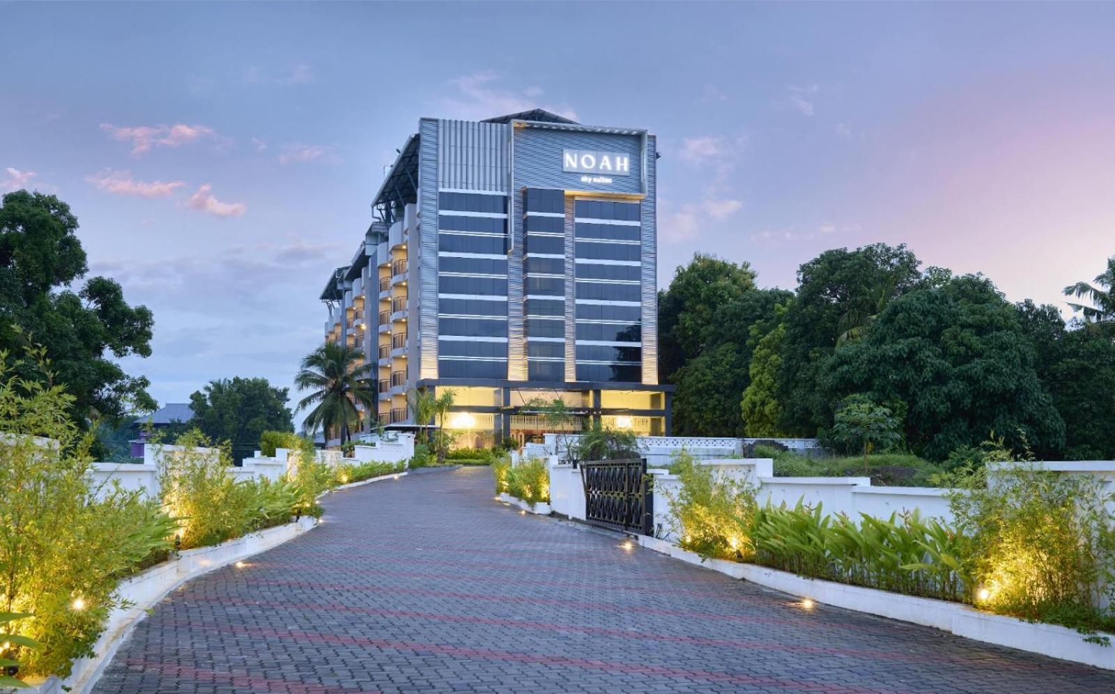 Noah Sky Suites Kochi エクステリア 写真